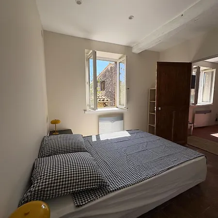 2 Pièces Avec Vue Au Coeur Du Village Appartamento *