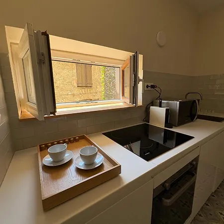 Appartamento 2 Pièces Avec Vue Au Coeur Du Village