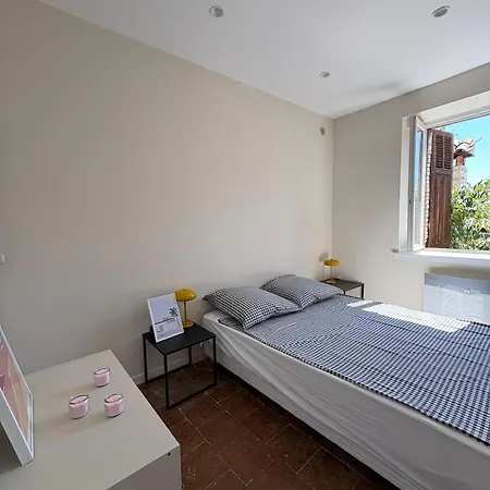 Appartamento 2 Pièces Avec Vue Au Coeur Du Village *